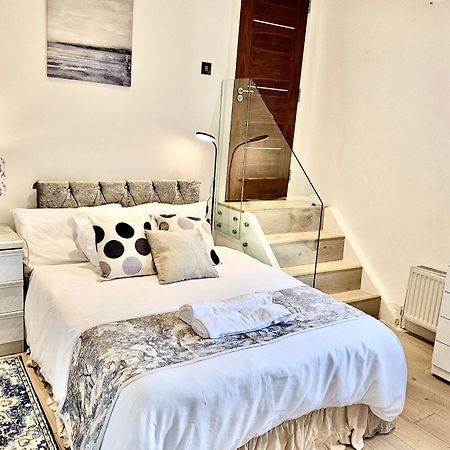 Entire Studio In Central Лондон Экстерьер фото