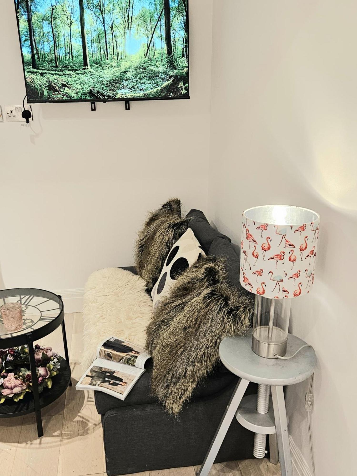 Entire Studio In Central Лондон Экстерьер фото