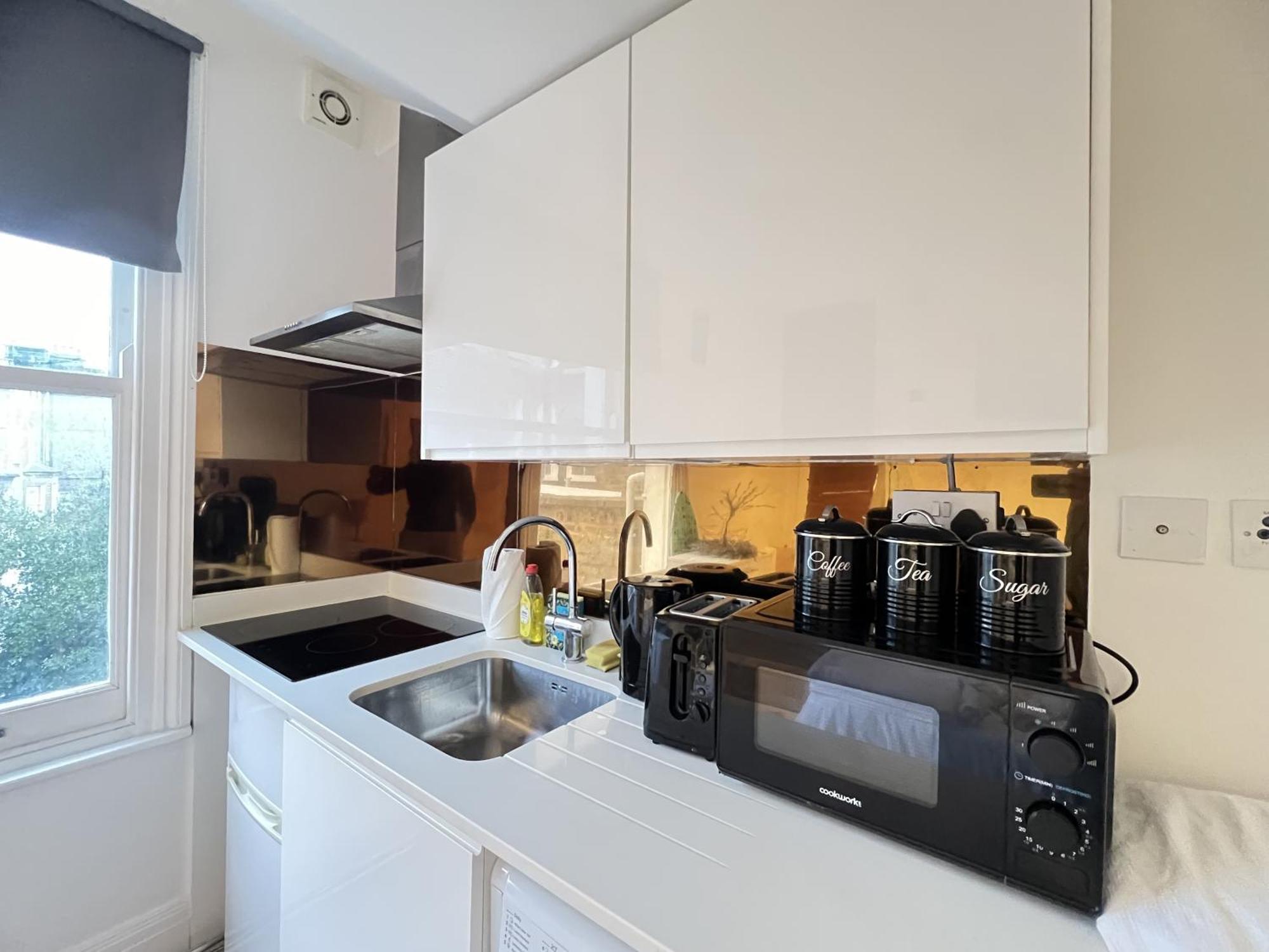 Entire Studio In Central Лондон Экстерьер фото